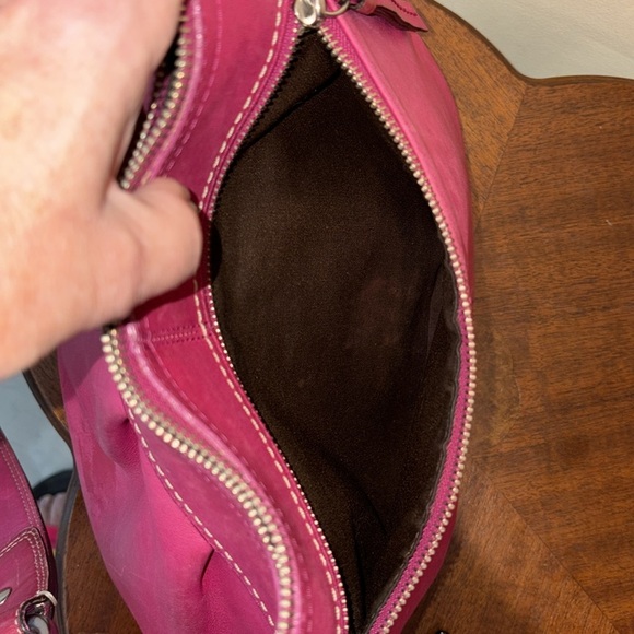 Coach Soho pleated hobo bag shoulder bag Crescent shaped leather pink vintage - Picture 14 of 17